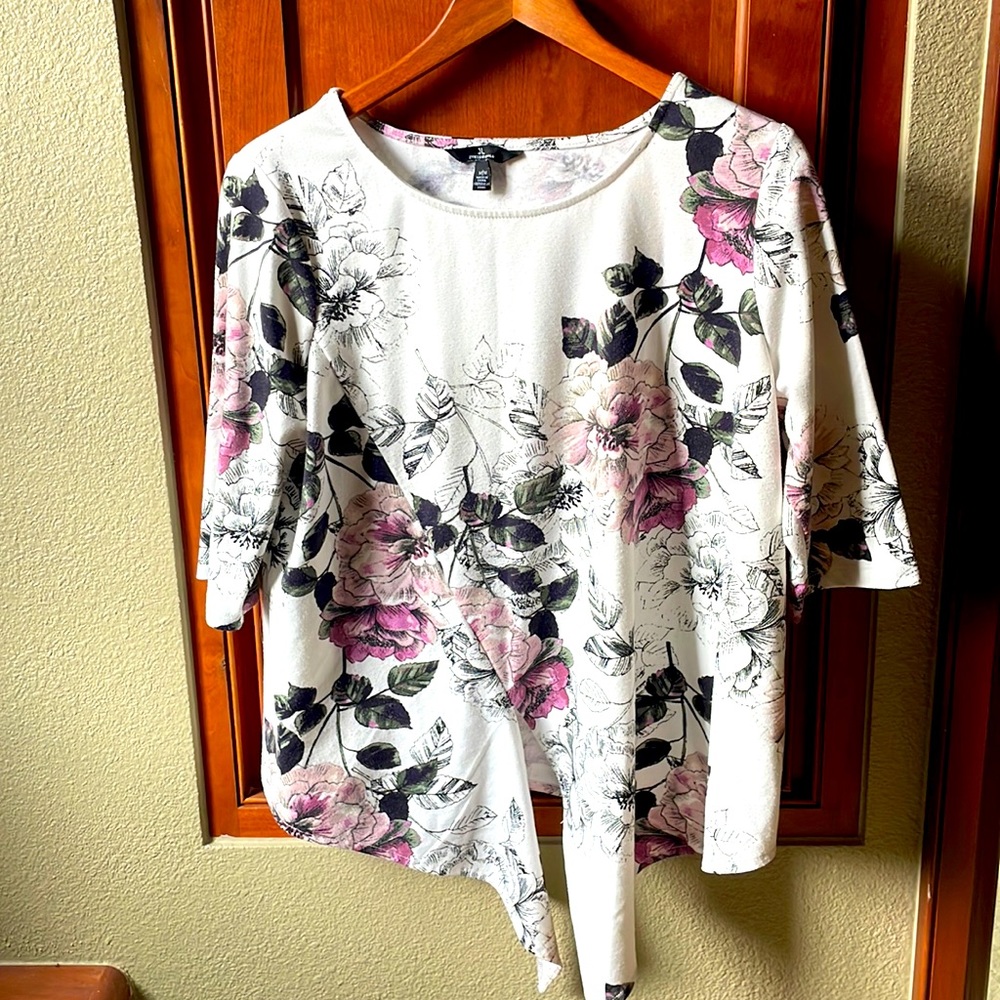 JL floral Blouse